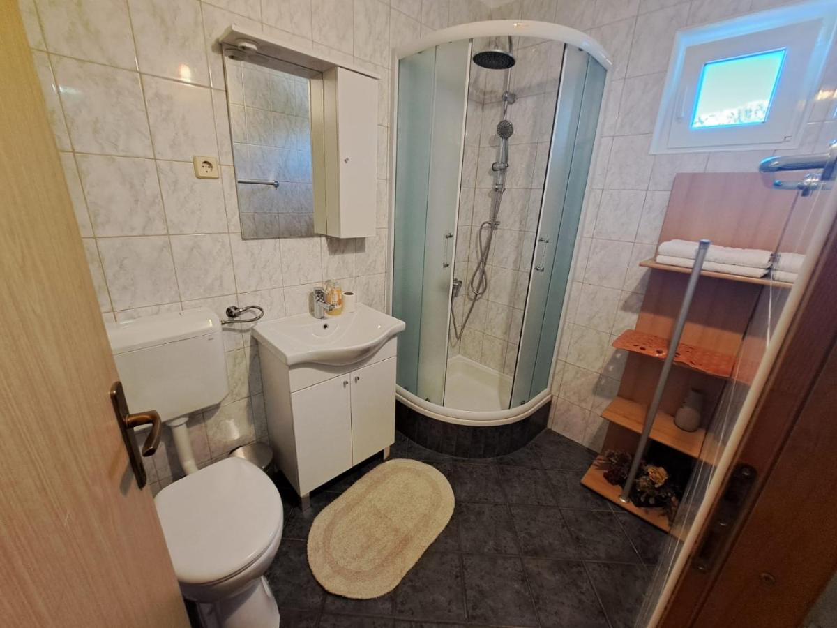 Holiday Room Macukin Brela Exterior photo