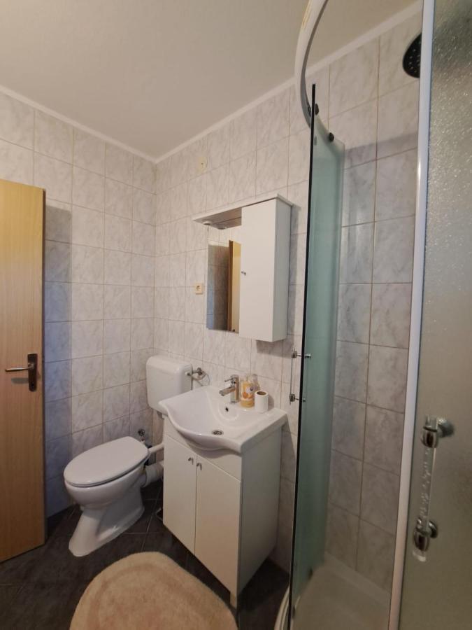 Holiday Room Macukin Brela Exterior photo
