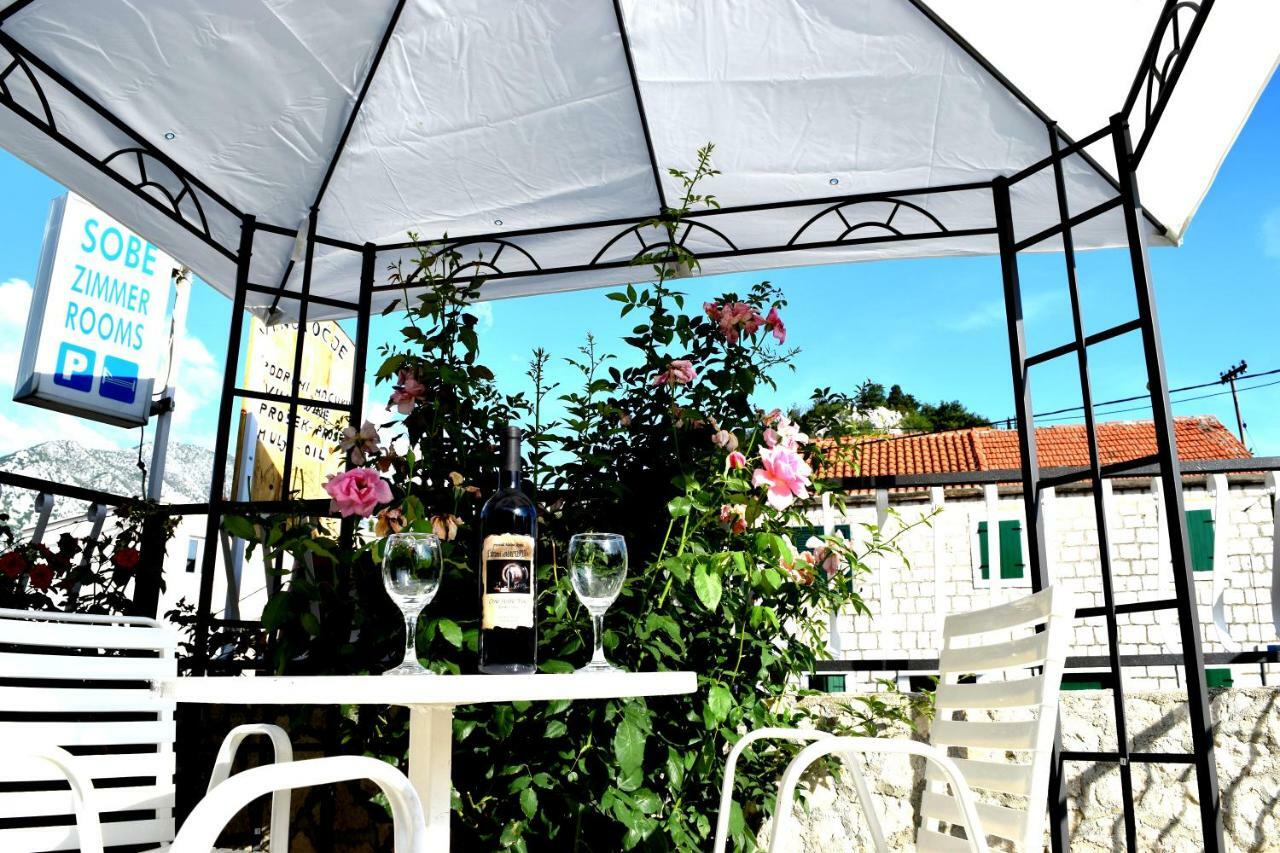 Holiday Room Macukin Brela Exterior photo